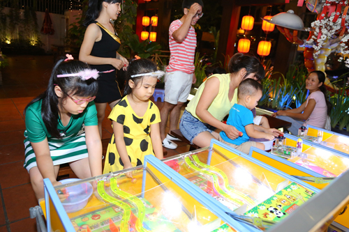 Vương Quốc Tôm, Nhà hàng ăn ngon, Ẩm thực Sài Gòn