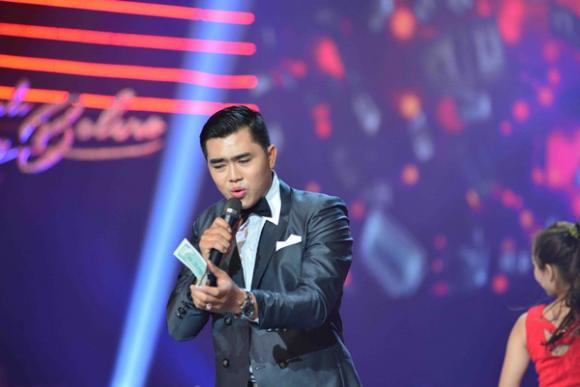 sao Việt, Solo cùng Bolero, Nữ hoàng mới của dòng nhạc Bolero, Lâm Ngọc Hoa đăng quang Solo cùng Bolero
