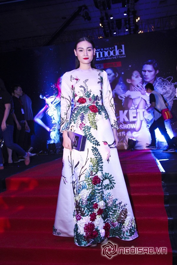 vietnam's next top model 2014, Sao việt, thảm đỏ, ngọc trinh, thanh hằng, phương trinh, xuân lan, thùy trang