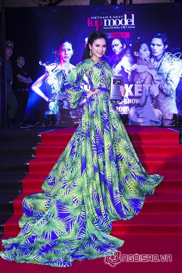 vietnam's next top model 2014, Sao việt, thảm đỏ, ngọc trinh, thanh hằng, phương trinh, xuân lan, thùy trang