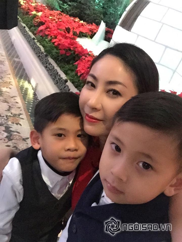 hoa hậu Hà Kiều Anh, con trai Hà Kiều Anh, bé Vương Khang và Vương Khôi
