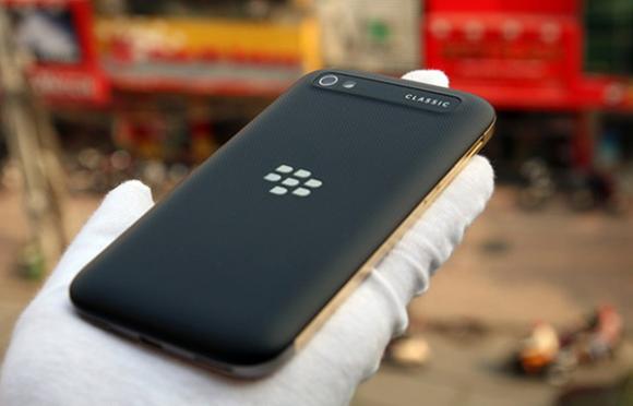 BlackBerry Classic mạ vàng, BlackBerry Classic, Điện thoại mạ vàng