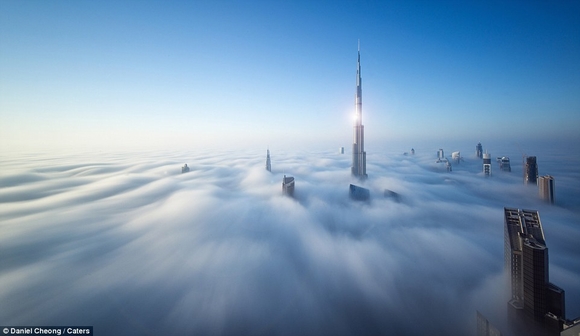 dubai, toa nha Burj Khalifa, ngam toa nha cao nhat the gioi, may troi tuyet dep, du lich, diem du lich doc dao, tin, bao