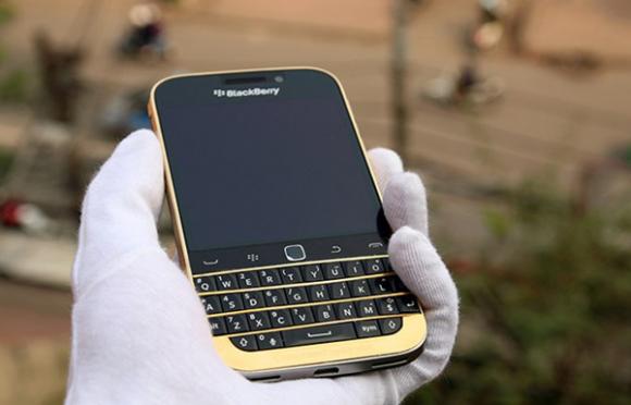 BlackBerry Classic mạ vàng, BlackBerry Classic, Điện thoại mạ vàng