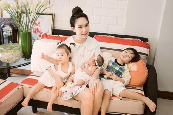 sao Việt, Lý Hải, Minh Hà, vợ chồng Lý Hải, gia đình Lý Hải, Lý Hải vắng mặt trong ngày mừng đầy tháng con gái