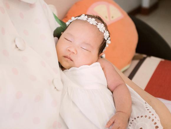 sao Việt, Lý Hải, Minh Hà, vợ chồng Lý Hải, gia đình Lý Hải, Lý Hải vắng mặt trong ngày mừng đầy tháng con gái