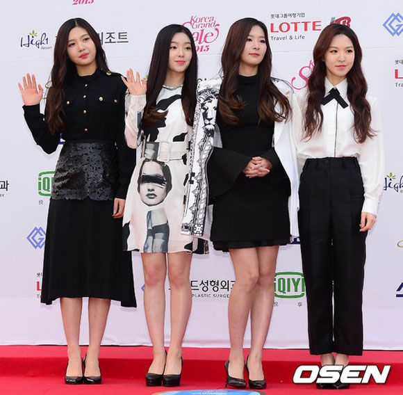 Seoul Music Awards,Taeyeon,Seohyun,SNSD,sao Hàn bị ngã
