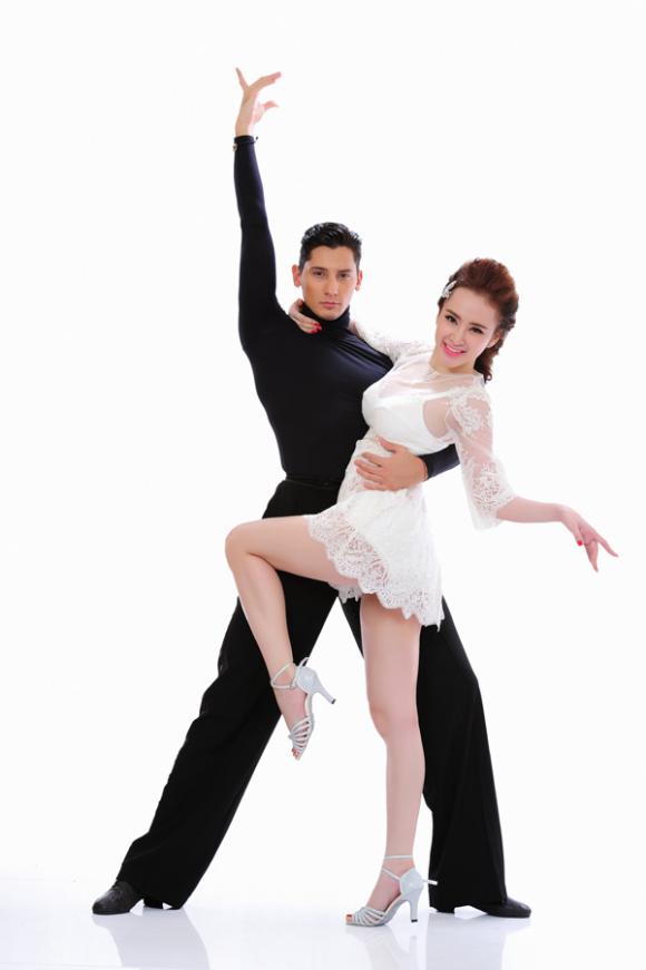 sao Việt, Bước nhảy hoàn vũ 2015, ai sẽ là người đầu tiên chia tay Bước nhảy hoàn vũ 2015, Ninh Dương Lan Ngọc, Diệp Lâm Anh, Chi Pu Angela Phương Trinh