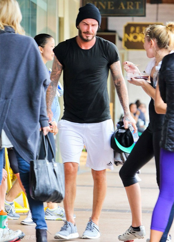 David Beckham,Becks sang Đài Loan,Becks sang Trung Quốc,người hâm mộ chen lấn xô đẩy,Becks gây náo loạn