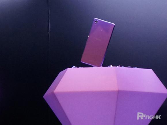 Quà tặng Valentine, Quà Valentine ý nghĩa, Samsung Galaxy Note 4, HTC One