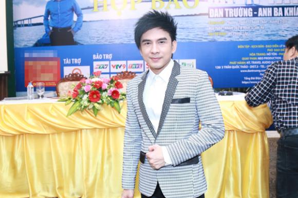 sao Việt, Đan Trường, vợ chồng Đan Trường, Đan Trường lập lỷ lục, Đan Trường chạy 100 show trong Tết