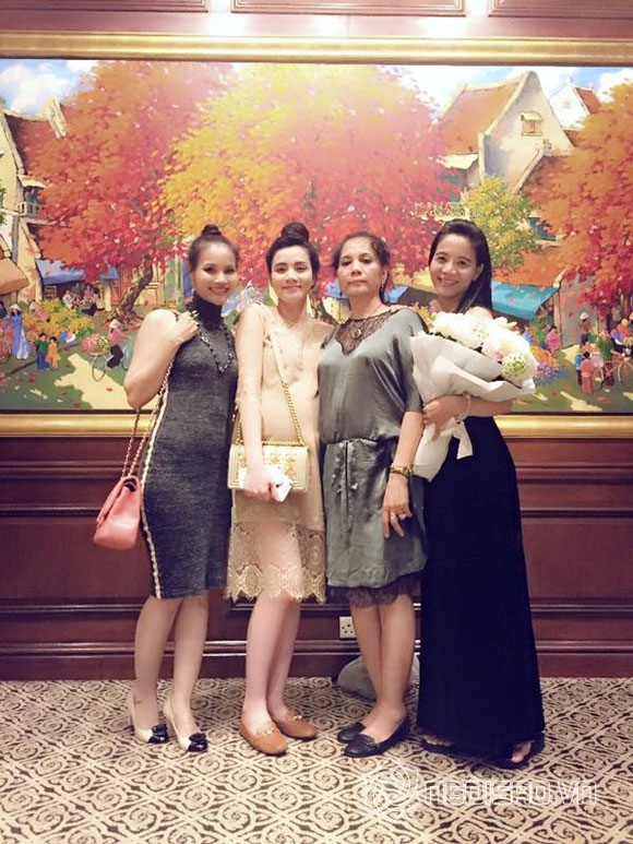 Trang Nhung,Trang Nhung bụng bầu,Trang Nhung đón tuổi mới,Trang Nhung bên gia đình