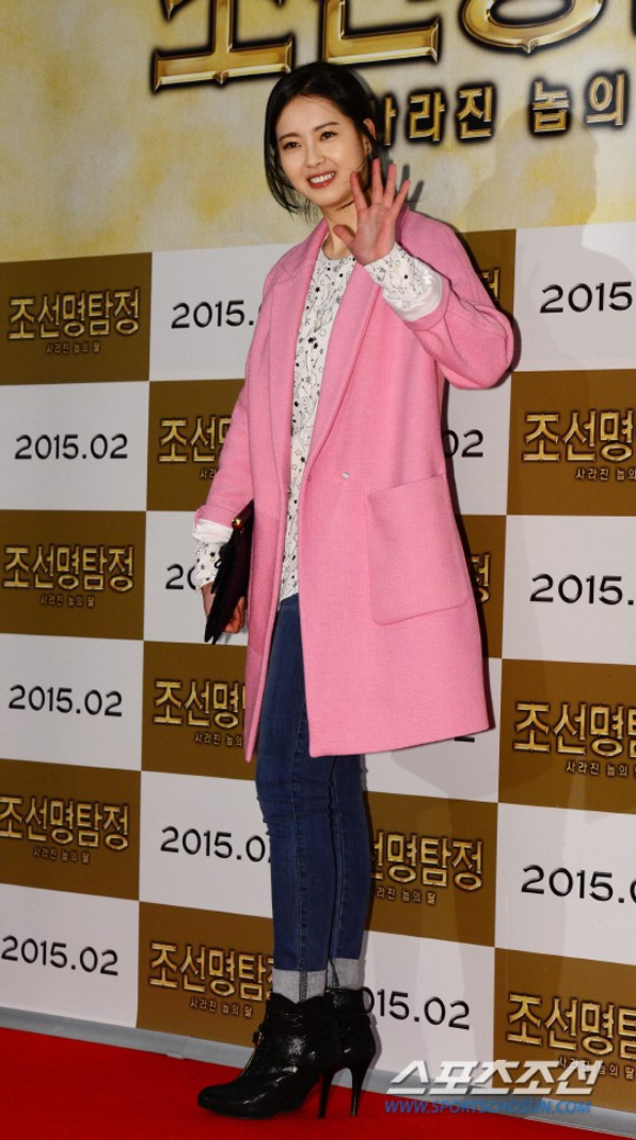 Choi Ji Woo mặt cứng đơ, Choi Ji Woo trẻ trung dự sự kiện, Choi Ji Woo tuổi 40