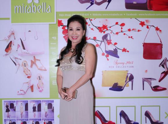 Minh Hằng, Ca sĩ Minh Hằng, Facebooker Phong cách