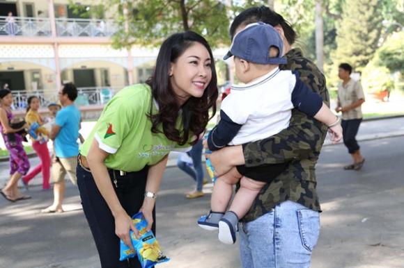 lam trường, hoa hậu hà kiều anh, gắn kết yêu thương, từ thiện