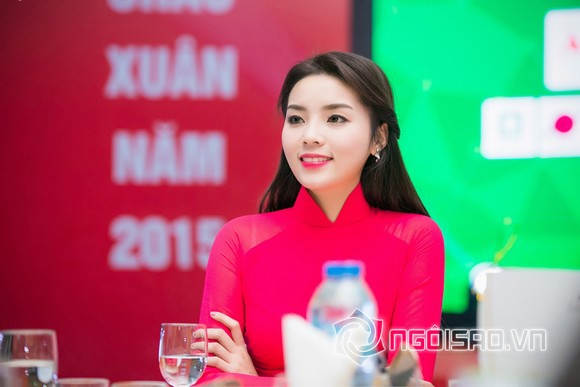 hoa hau ky duyen, nguyen cao ky duyen, hoa hau ky duyen lam tu thien, tan hoa hau, tan hoa hau 2014, hoa hau ky duyen mac ao dai, tin, bao