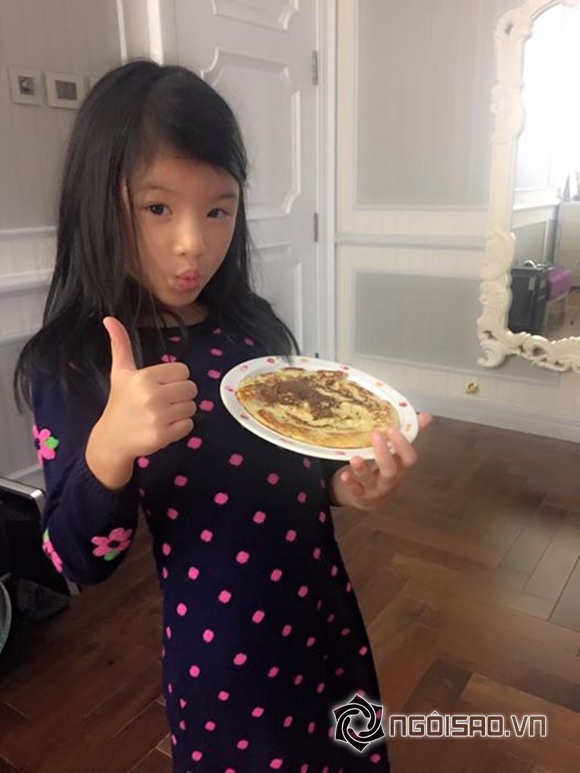 trương ngọc ánh, con gái, trương ngọc ánh khoe con gái biết làm bánh