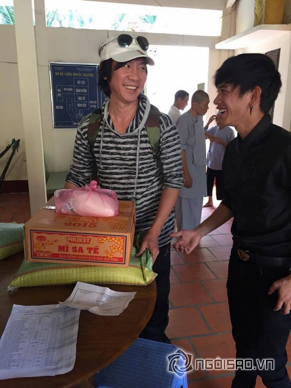  Bùi Vĩnh Phúc ,Lê Huỳnh cùng học trò Bùi Vĩnh Phúc làm từ thiện,  viên điện ảnh Mai Sơn Lâm