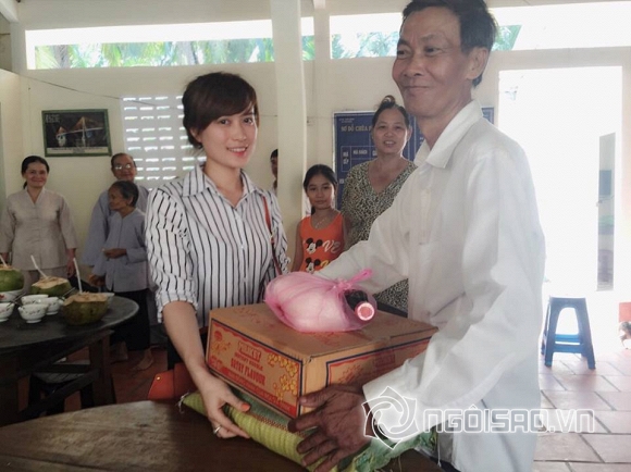  Bùi Vĩnh Phúc ,Lê Huỳnh cùng học trò Bùi Vĩnh Phúc làm từ thiện,  viên điện ảnh Mai Sơn Lâm