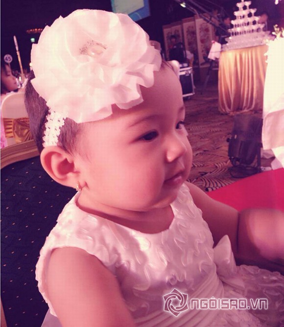 hoa hau, con hoa hau, hoa hau huong giang, giang my, nguyen thi huyen, thuy lam, thu thuy, tin, bao