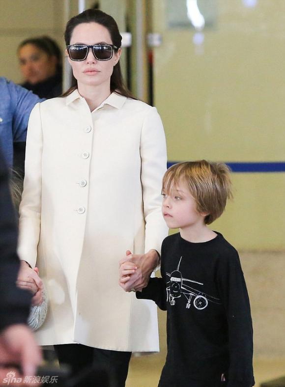 Cặp sinh đôi nhà Jolie, Angelina Jolie, Brad Pitt, Knox, Vivienne 