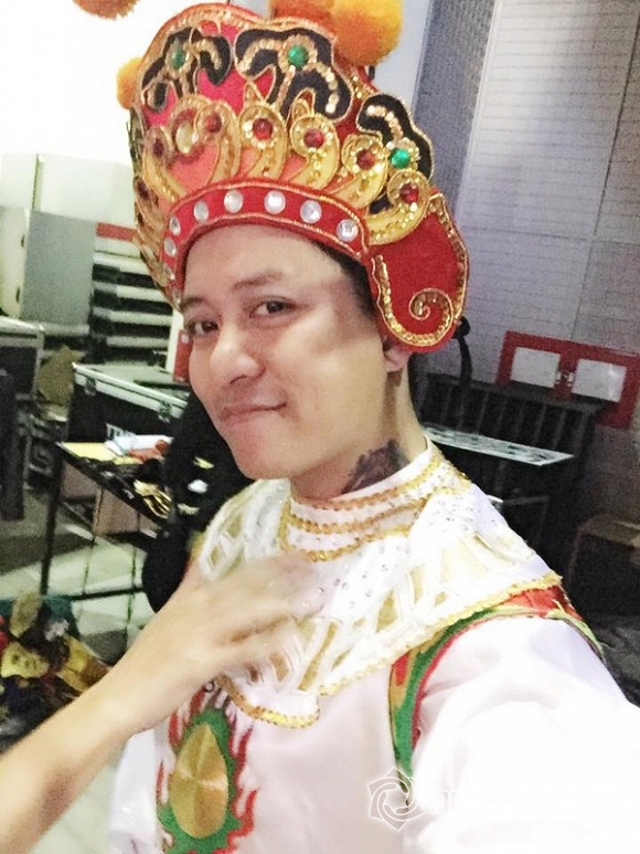 táo quân, táo quân 2015, tuấn hưng tham gia táo quân, việt hương