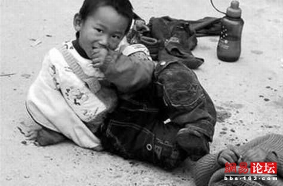 xúc động, ăn xin, rớt nước mắt vì những nhường ăn xin