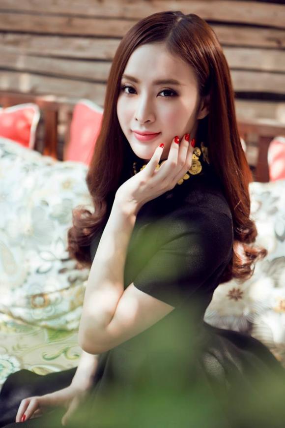 Angela Phương Trinh,scandal của Angela Phương Trinh,người mẫu angela phương trinh,ngắm Angela Phương Trinh