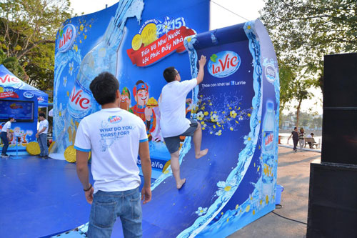 Trò chơi vận động, Ngày hội đón Tết, Ngày hội đón Tết của Lavie