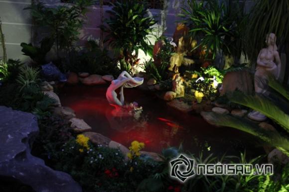 sao Việt, Cao Thái Sơn, biệt thư của Cao Thái Sơn, xế hộp tiền tỷ của Cao Thái Sơn, Cao Thái Sơn tự tay trang trí biệt thự đón Tết