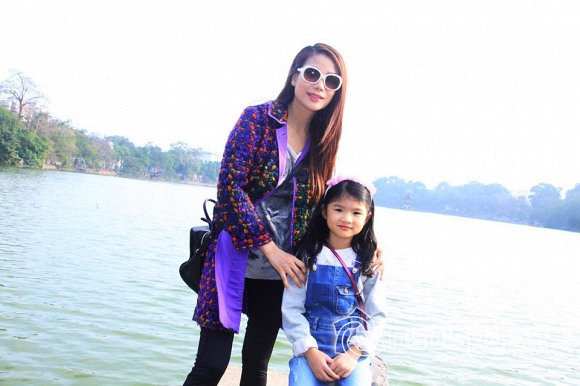 Trương Ngọc Ánh và con gái, Trương Ngọc Ánh và con gái du xuân, mẹ con Trương Ngọc Ánh