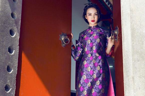 Hoa hậu Ngọc Diễm, Ngọc Diễm diện áo dài, sao Việt đón Tết