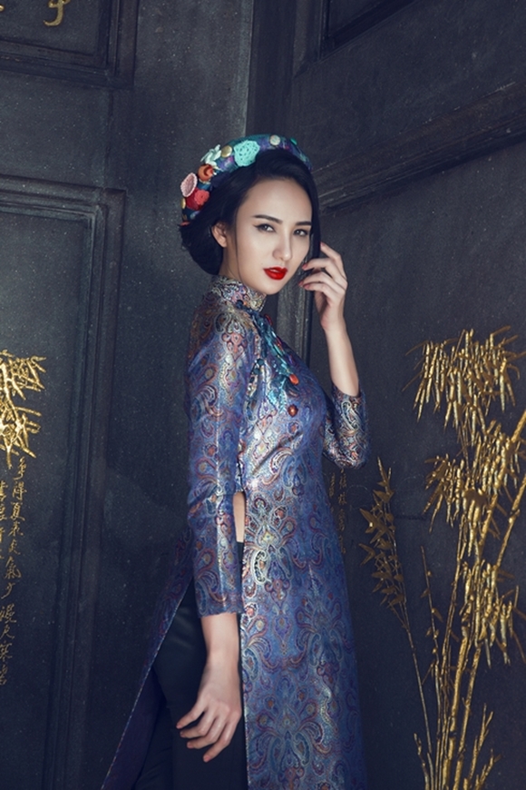 Hoa hậu Ngọc Diễm, Ngọc Diễm diện áo dài, sao Việt đón Tết