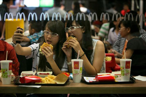 mcdonal-282-3 9 McDonald’s Việt Nam, Nhà hàng McDonald’s, Bánh McDonald’s