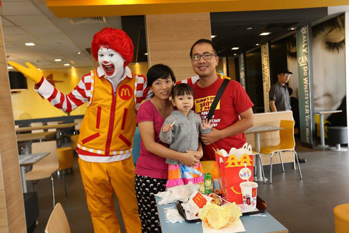 mcdonal-282-6 6 McDonald’s Việt Nam, Nhà hàng McDonald’s, Bánh McDonald’s