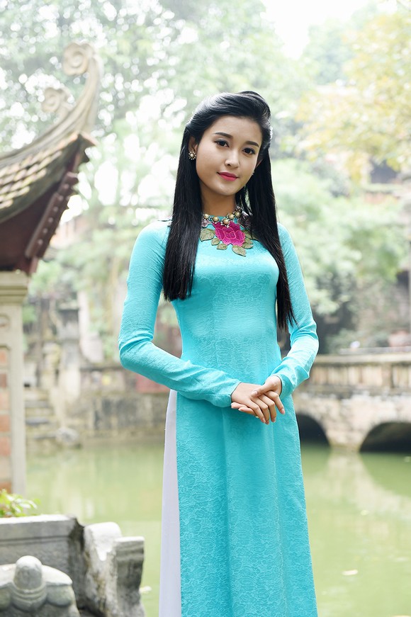 a hau huyen my, anh a hau huyen my, a hau huyen my di du xuan, anh xinh dep cua a hau huyen my, hoa hau, tin, bao