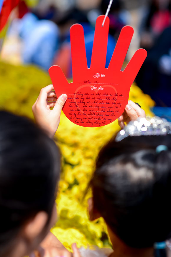 cây bàn tay yêu thương 2015,Lifebuoy,hoạt động ý nghĩa,sự kiện của Lifebuoy