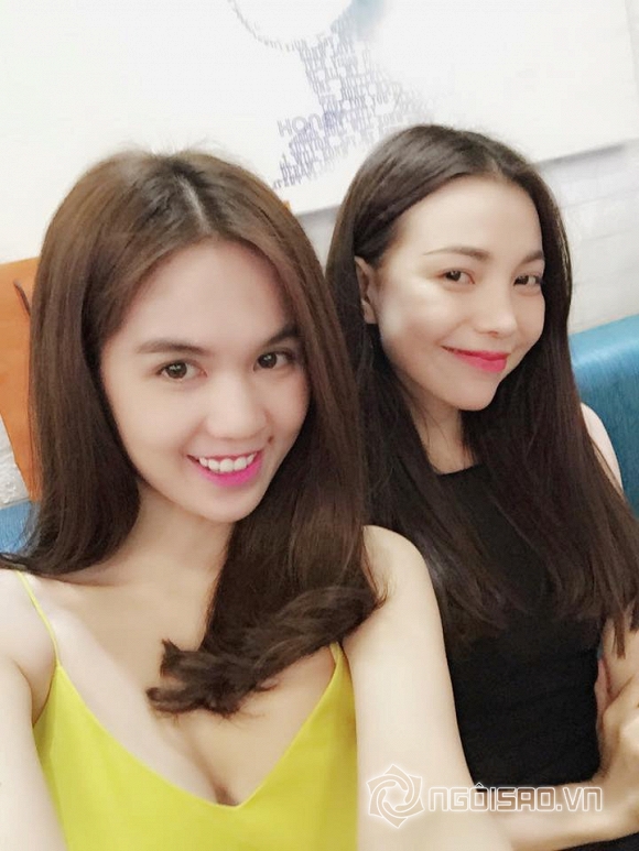 Trà Ngọc Hằng và Ngọc Trinh, Trà Ngọc Hằng và Ngọc Trinh đọ sắc, Trà Ngọc Hằng và Ngọc Trinh thân thiết