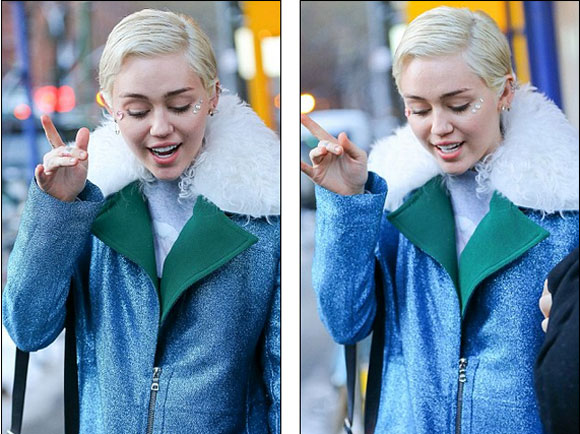 Miley Cyrus,Miley Cyrus diện đồ lấp lánh,Miley Cyrus mặt đính trái tim,bạn trai Miley Cyrus,Patrick Schwarzenegger