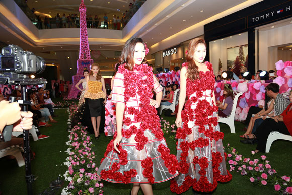 Vân Trang và Trúc Diễm dự sự kiện comfort 23 comfort,hương thơm comfort,hương hoa tinh túy