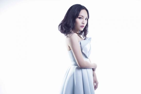 Vũ Thảo My, học trò Mr. Đàm, cháu gái Vũ Thu Phương, Quán quân Giọng hát Việt, single Vũ Thảo My 