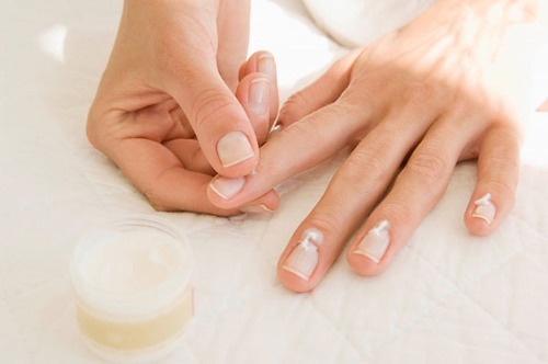  Đôi bàn tay trẻ mãi, bảo vệ móng tay, da tay hồng hào, massage da tay