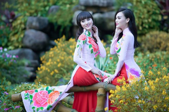 Cao Thùy Linh,Thái Tú Anh,Hoa hậu Quốc tế,Cao Thùy Linh diện áo dài