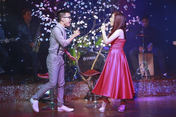 ha duy va duong hoang yen, ha duy hat cung duong hoan yen, quan quan cap doi hoan hao, quan quan cap doi hoan hao 2014, ha duy, duong hoang yen, tin, bao