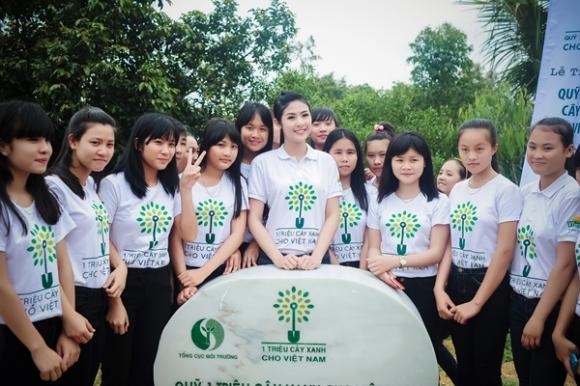 Ngọc Hân, Ngọc Hân trồng cây tại khu mộ Đại tướng Võ Nguyễn Giáp, Ngọc Hân chương trình quỹ 1 triệu cây xanh cho Việt Nam