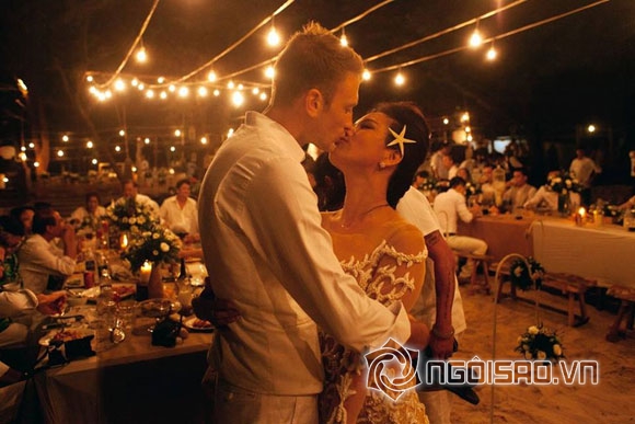 đám cưới bí mật của Phương Vy,Phương Vy,bạn trai ngoại quốc Phương Vy,Sean Trace