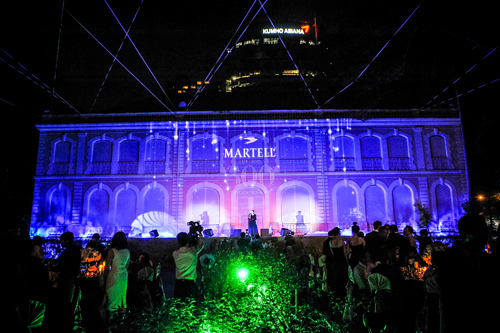 d7n9799-ngoisao 2 Ngôi nhà Martell, Trương Ngọc Ánh, Văn hóa Pháp