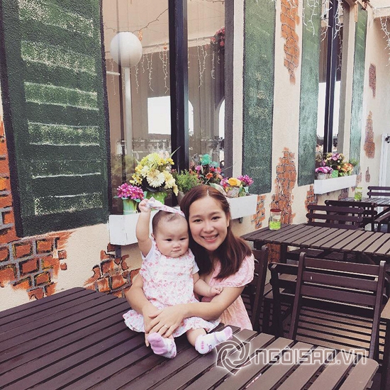 Duy Uyen, Duy Uyen khoe ho chieu con gai, con gai Duy Uyen, con gai Duy Uyen quoc tich my