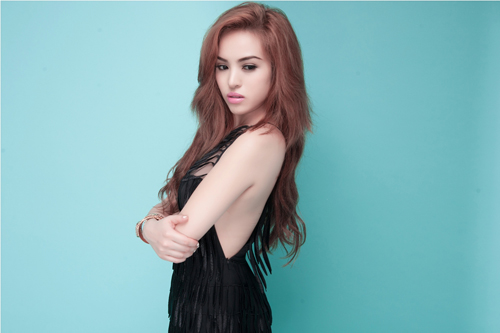 chung-thuong-113-13-ngoisao 1 Chung Thương, Ca sĩ Chung Thương, Thời trang sao việt