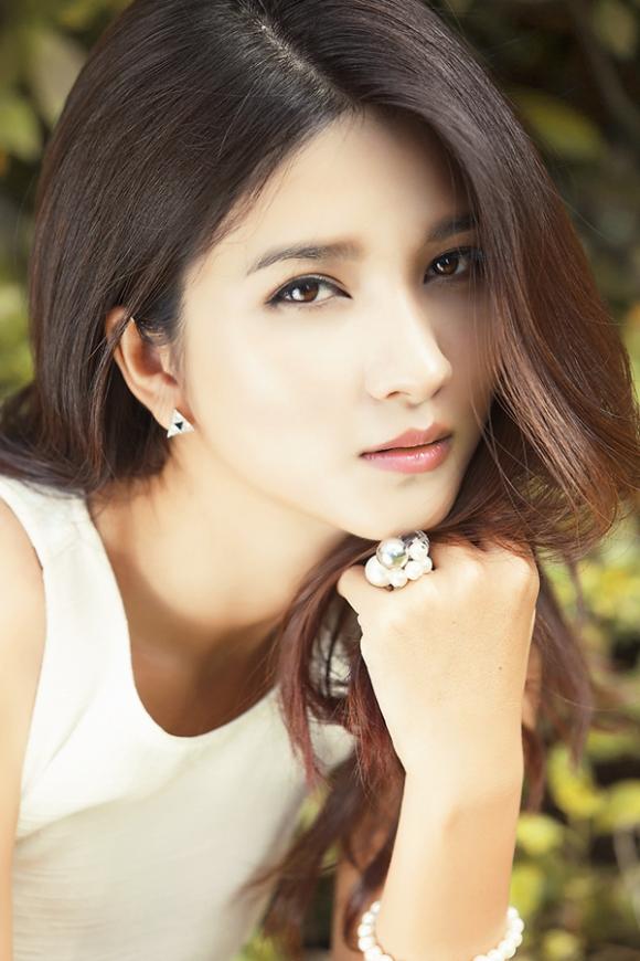 Kim Tuyến, diễn viên Kim Tuyến, Kim Tuyến đẹp tựa nắng mai, Kim Tuyến phim tuổi thanh xuân